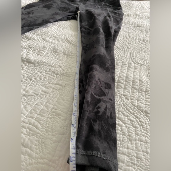 Danskin Grey and Black Tie Dye Leggings Size L - Picture 6 of 6